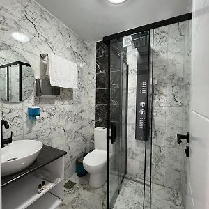King Suite Spa Bath